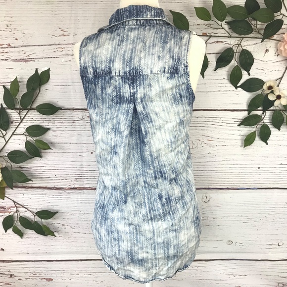 Cloth & Stone XS Button Up Collared Chambray Top - Picture 5 of 6